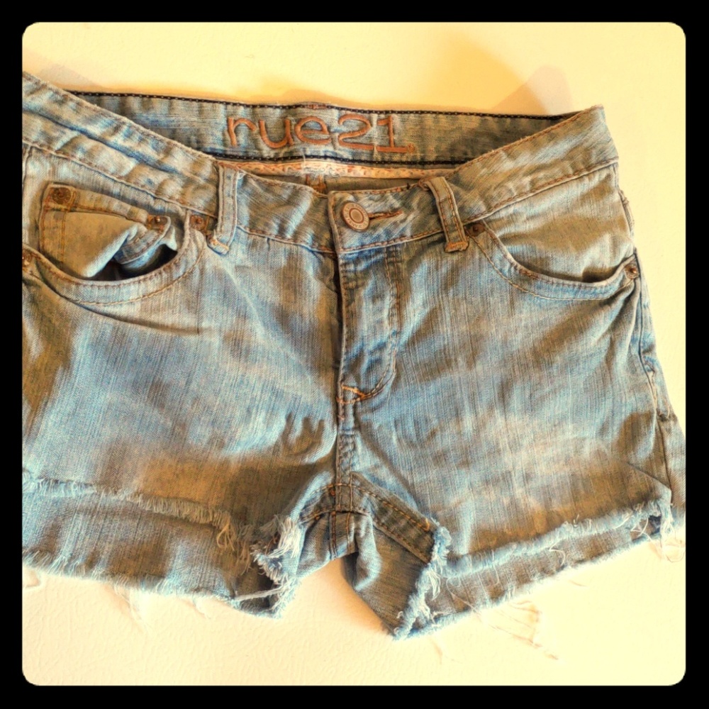 Rue21 cut off shorts